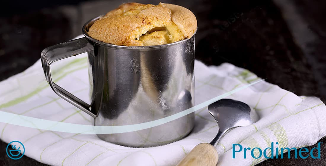 Almás bögrés süti